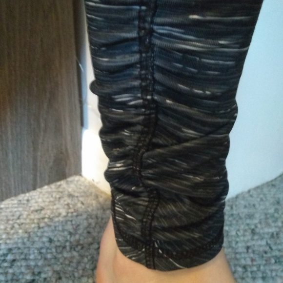 Girls Athletic Leggings - Picture 4 of 4